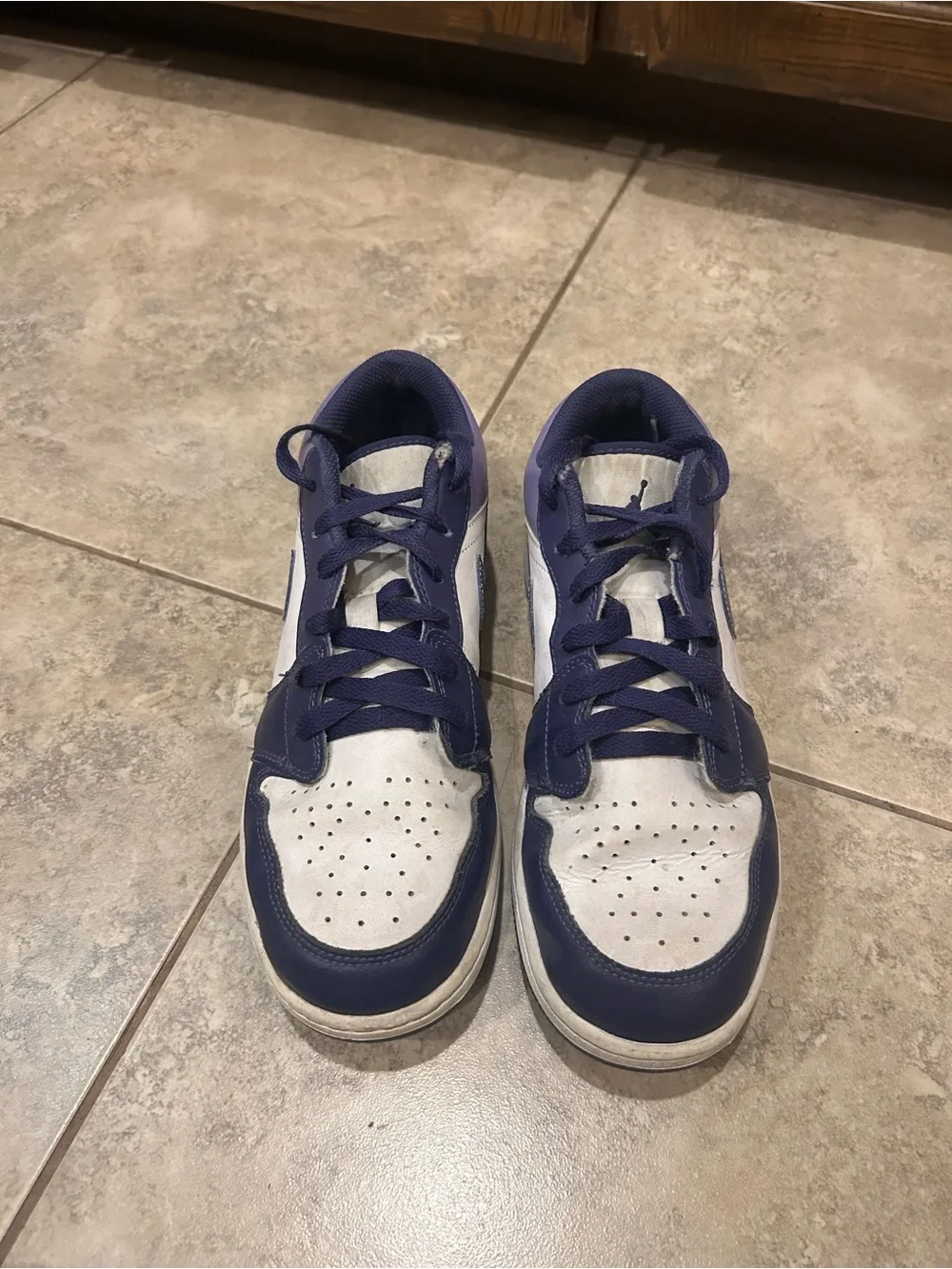 Nike classic low